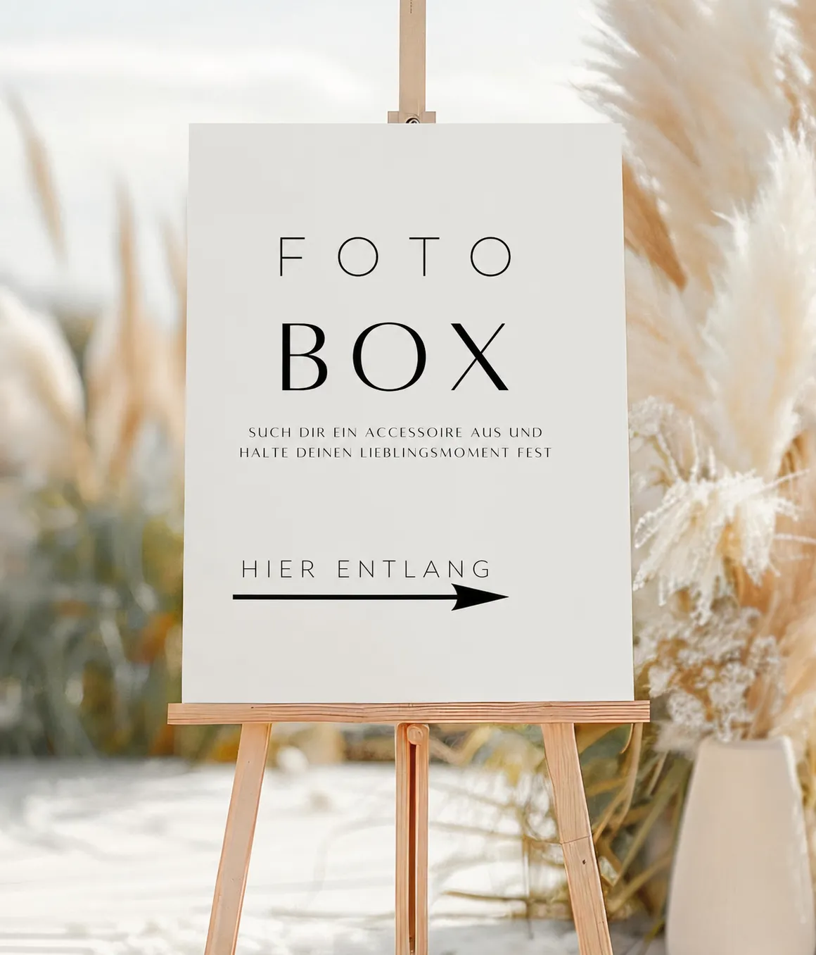 Schild mit Hinweis zur Fotobox auf einer Feier.